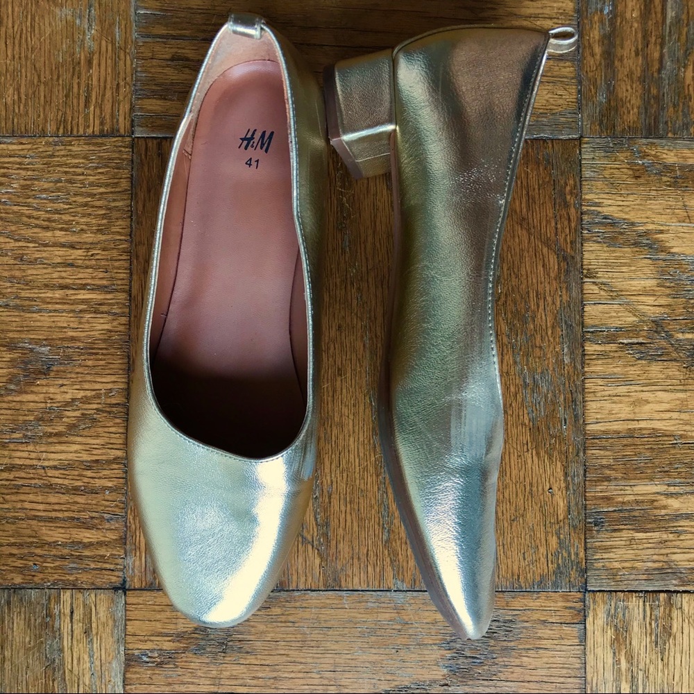 H&M gold metallic 1” heels